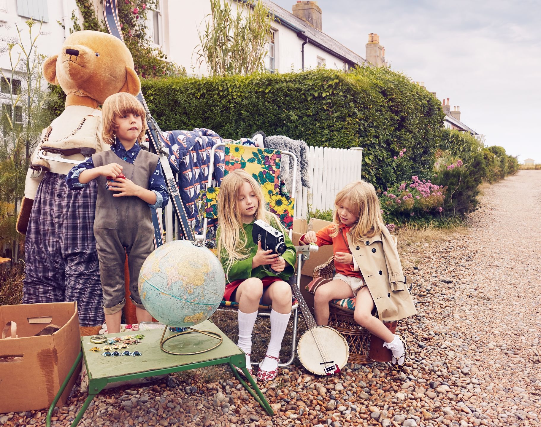 Yard Sale, Milk magazine 